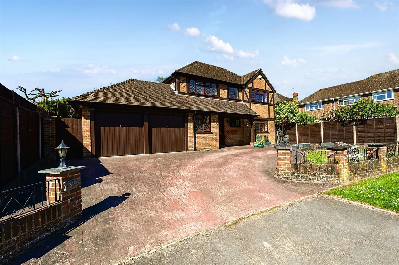 Four Acre Coppice, Hook, Hampshire, RG27 9NF, photo 18