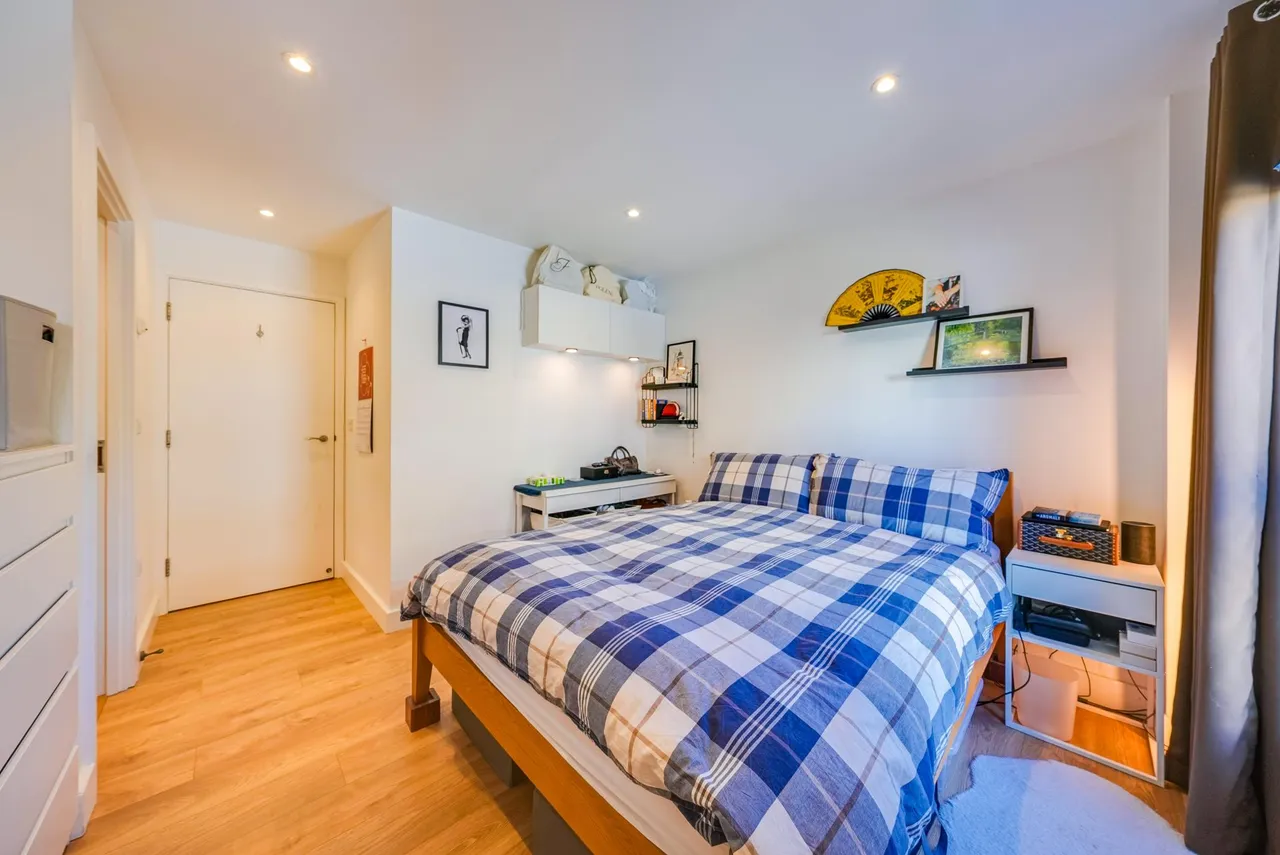 East Smithfield, London, E1W, photo 16