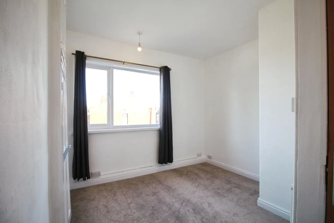 Park Avenue, Thornes, WF2, photo 12