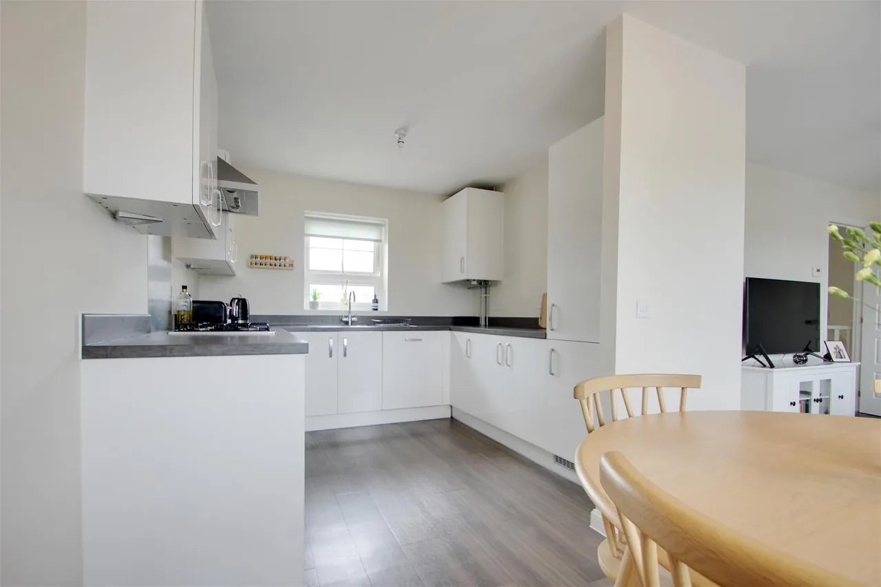Quicksilver Street, Worthing, photo 9