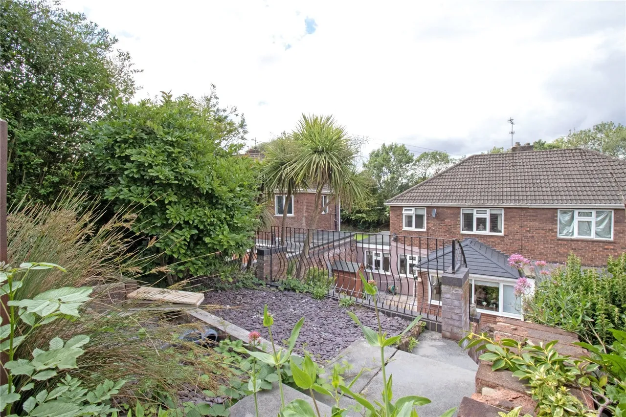 Cliff Closes Road, Scunthorpe, DN15, photo 19