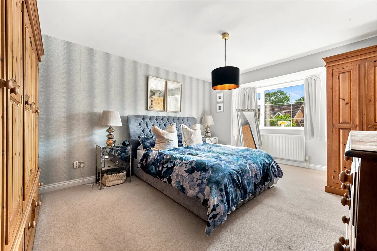 Abelia Close, West End, GU24, photo 9