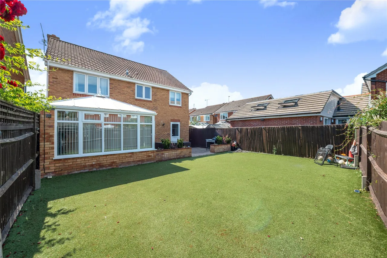 Abelia Close, West End, GU24, photo 18