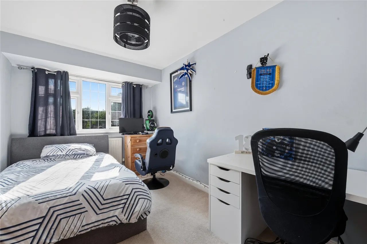 Abelia Close, West End, GU24, photo 12