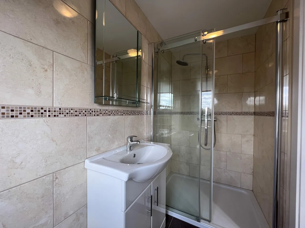 Merlin Crescent, Edgware, HA8, photo 9