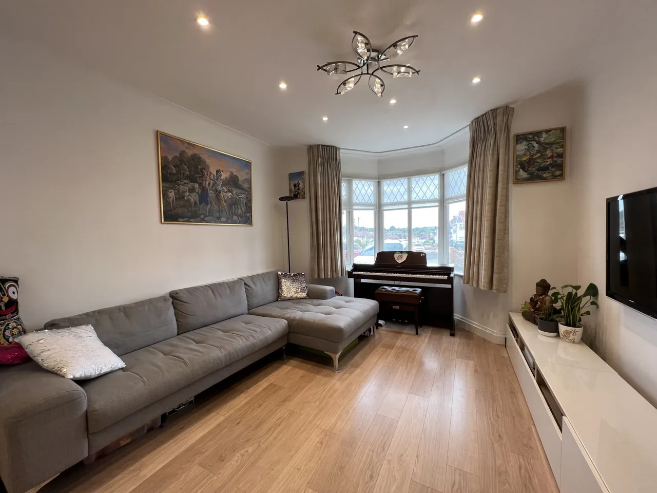 Merlin Crescent, Edgware, HA8, photo 2