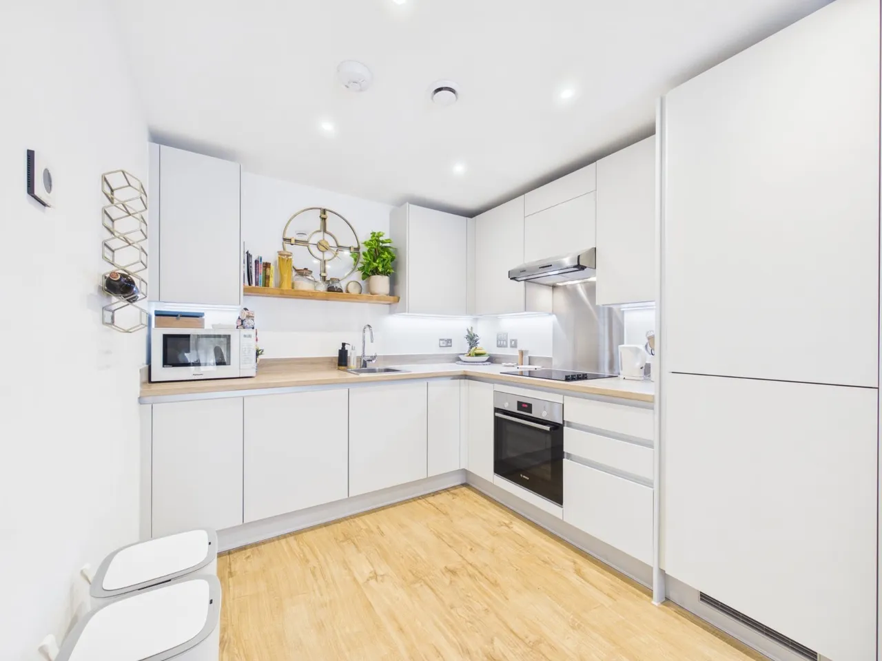 Pitcher Lane, Ashford, TW15, photo 6