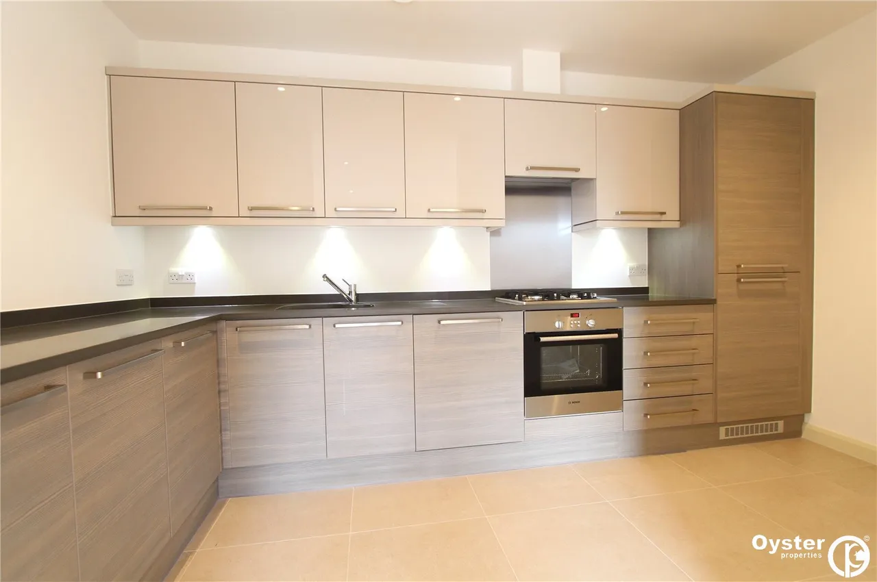 Alpine Road, Cypress Court, NW9, photo 2