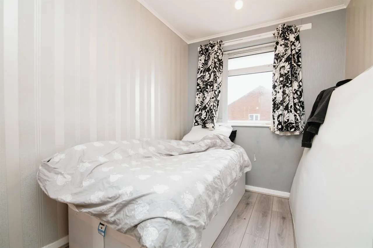 William Kerr Road, Tipton, DY4, photo 11