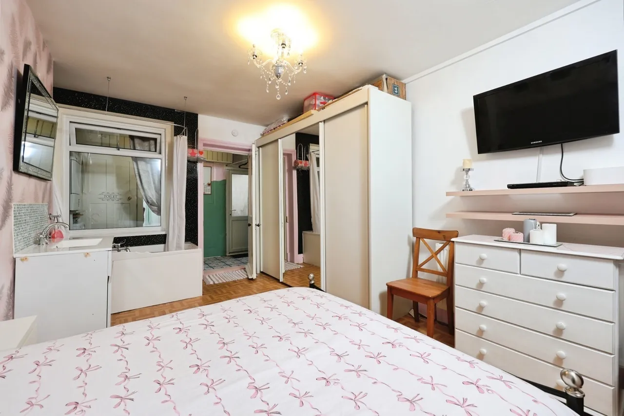 Lowtherville Road, Ventnor, PO38, photo 8