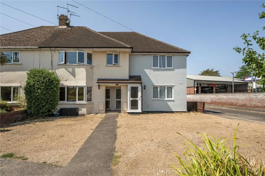 2 bed flat for sale, High Street, Sutton Courtenay, OX14