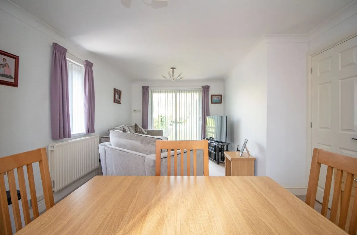 348 London Road, Waterlooville, PO7 7SR, photo 13