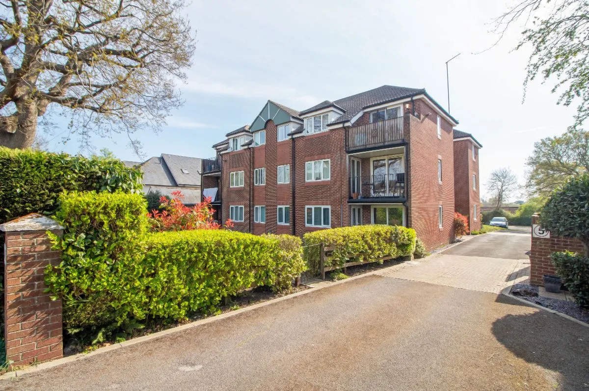 348 London Road, Waterlooville, PO7 7SR, photo 10