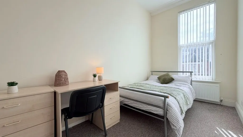 Foxhall Road, Nottingham, NG7, photo 16