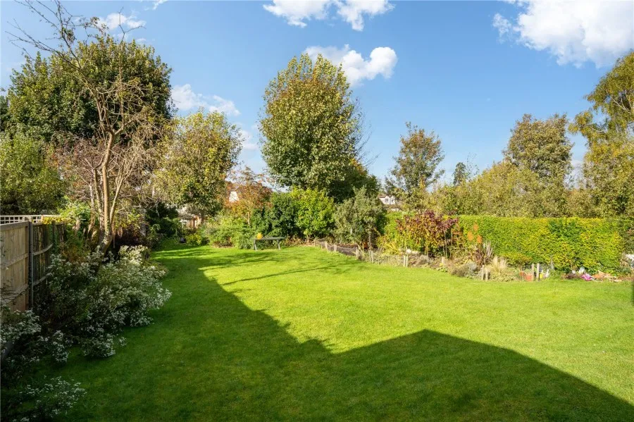 House Under Offer with 4 bedrooms in Saffron Walden, CB11, photo 11