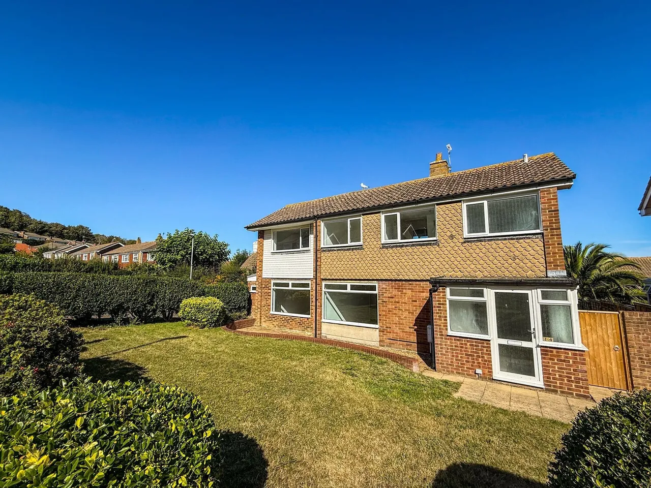5 bed house for sale — Bracken Road, Eastbourne