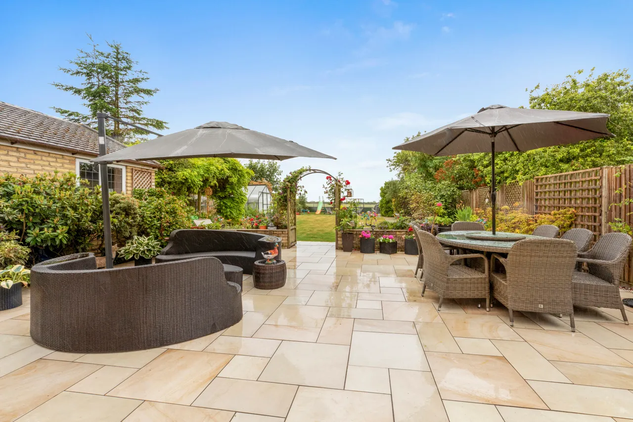 Chalkshire Road, Butlers Cross, HP17, photo 18