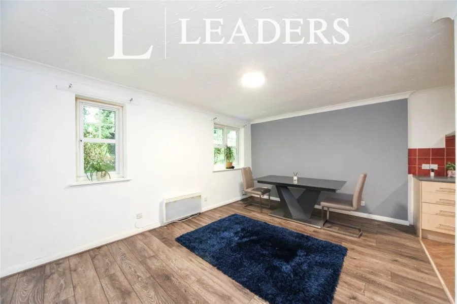 Earls Meade, Luton, LU2, photo 5