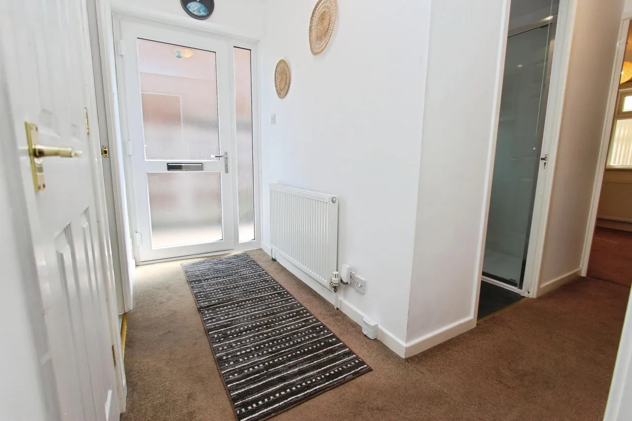 Benington Drive, Wollaton, NG8, photo 9