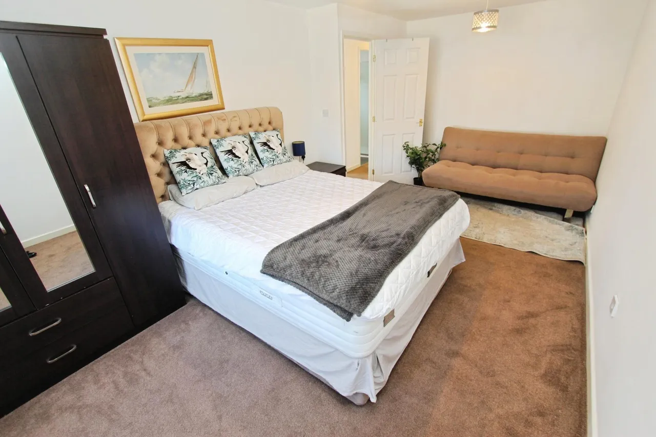 Benington Drive, Wollaton, NG8, photo 11