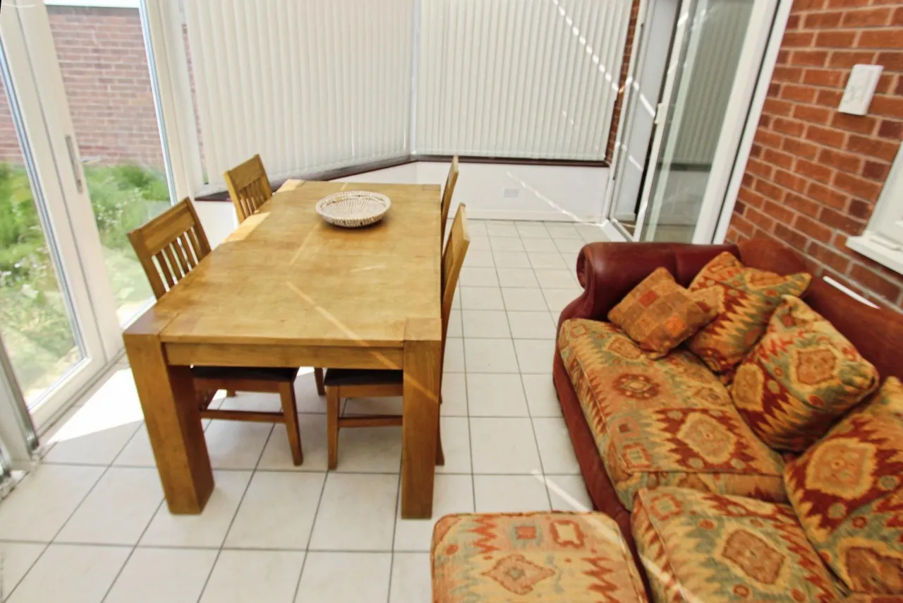 Benington Drive, Wollaton, NG8, photo 7