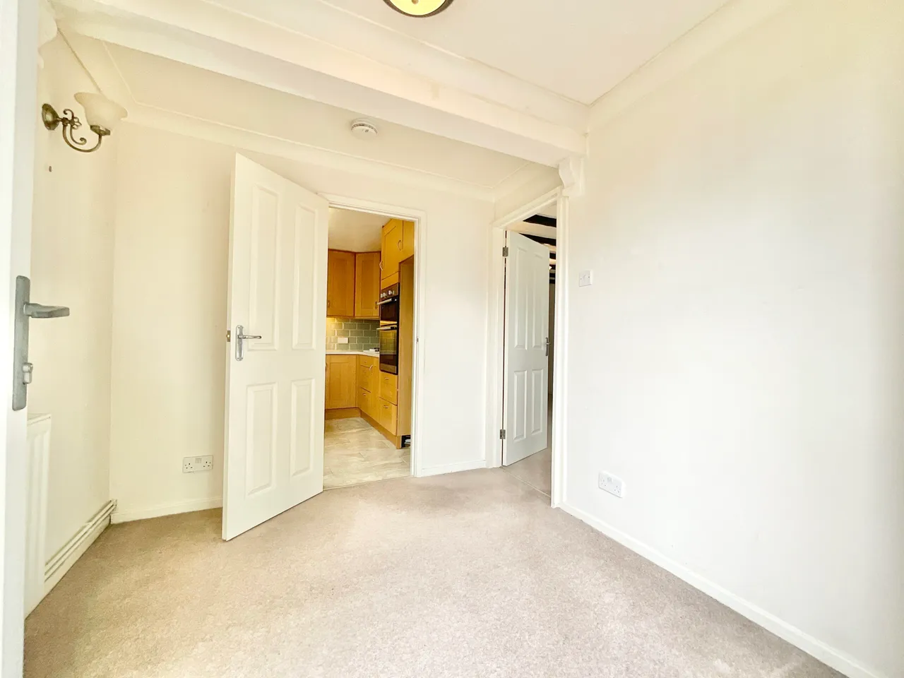 Doley Close, Gnosall, ST20, photo 5