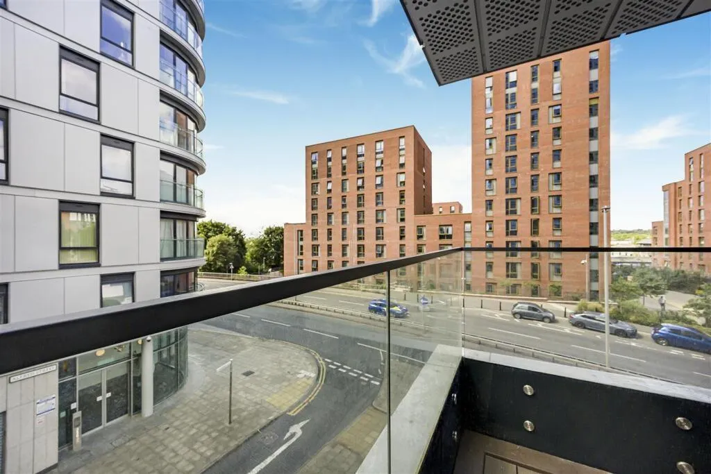 Alfred Street, Reading, RG1, photo 2
