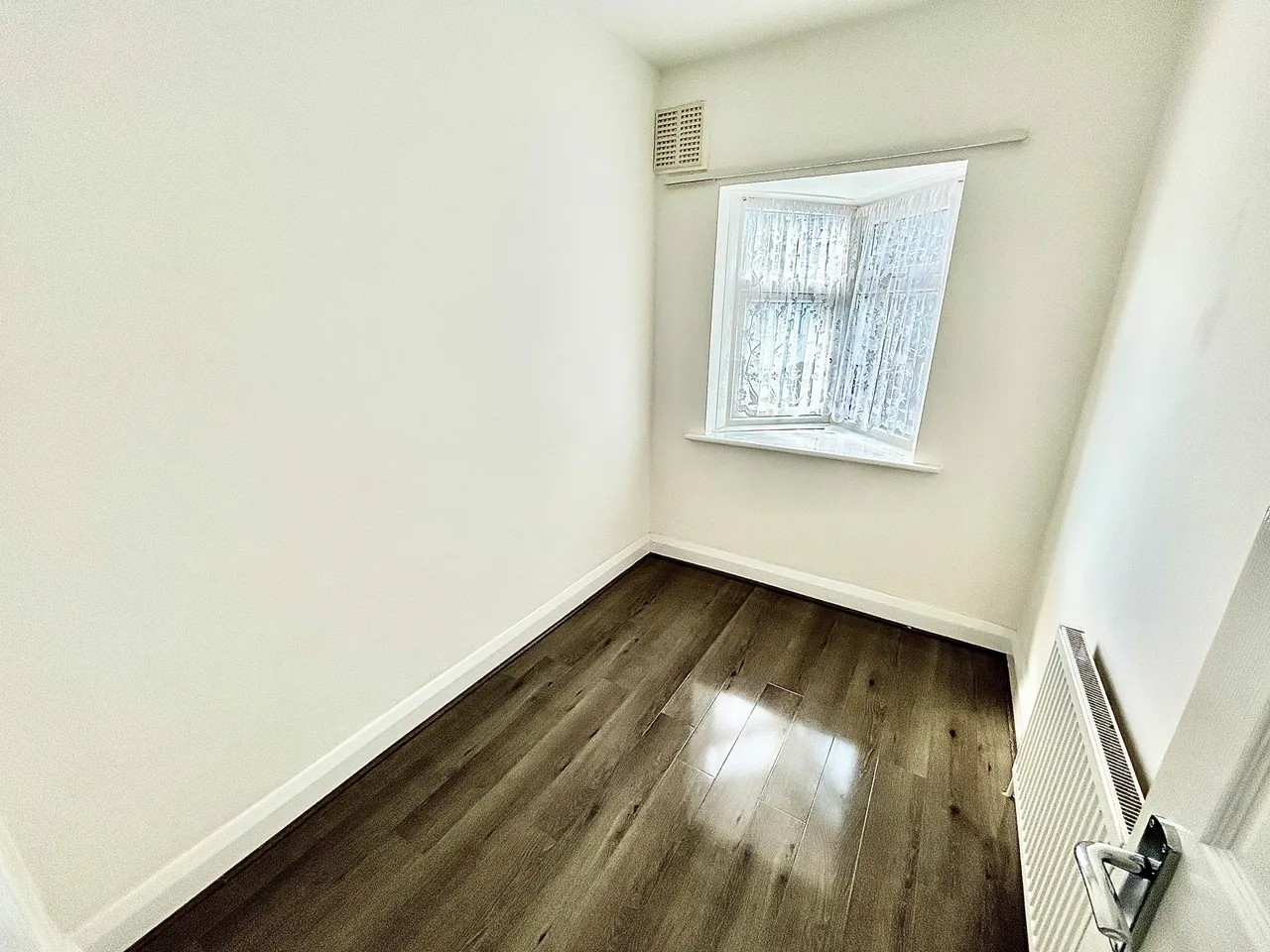 Sanderstead Road, Leyton E10, photo 6