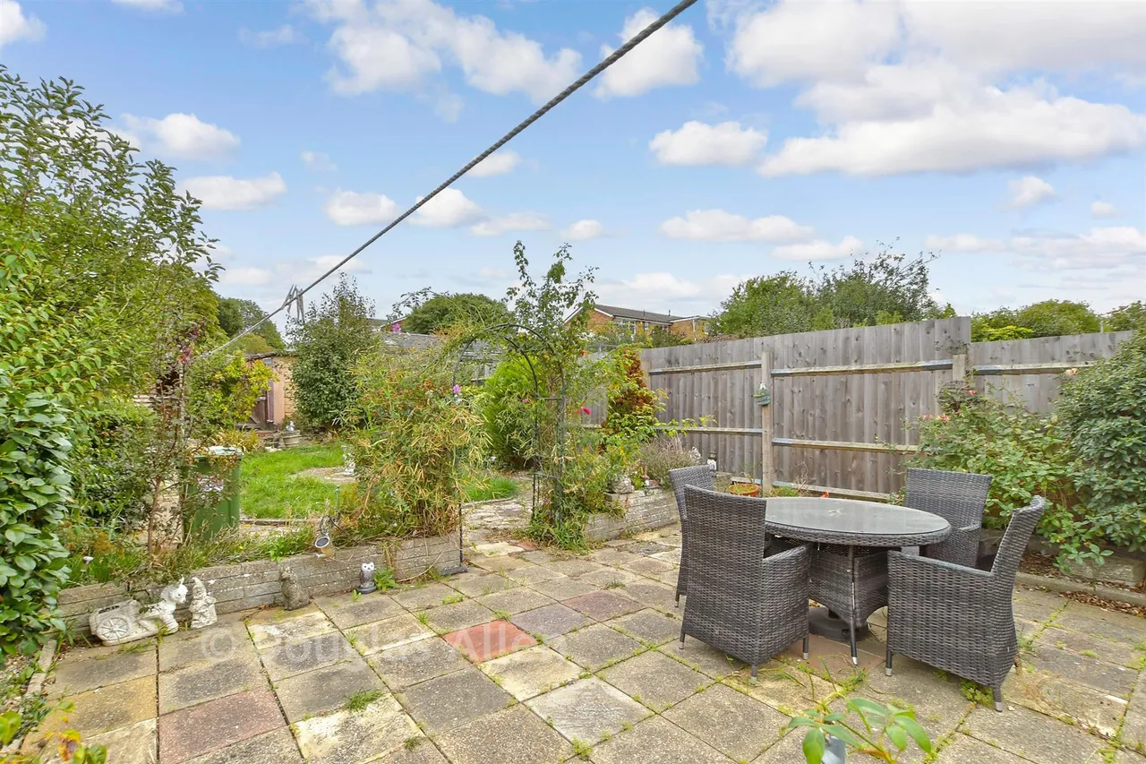 Wick Lane, Wickford, SS11, photo 10