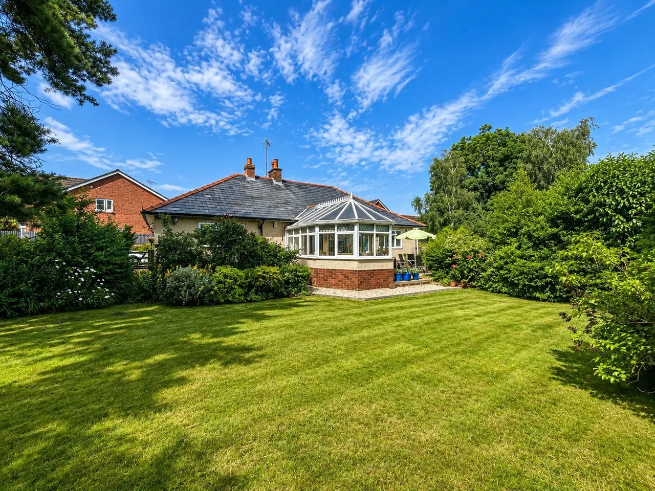 3 bed house for sale, Rhosesmor, Mold, CH7