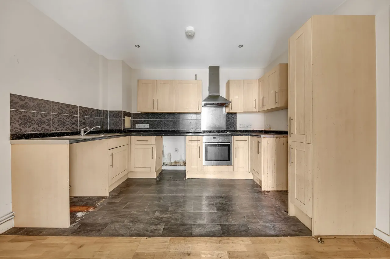 Flat 57 Co Operative House, London, SE15 4UR, photo 5
