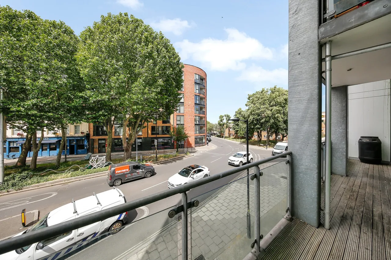 Flat 57 Co Operative House, London, SE15 4UR, photo 13