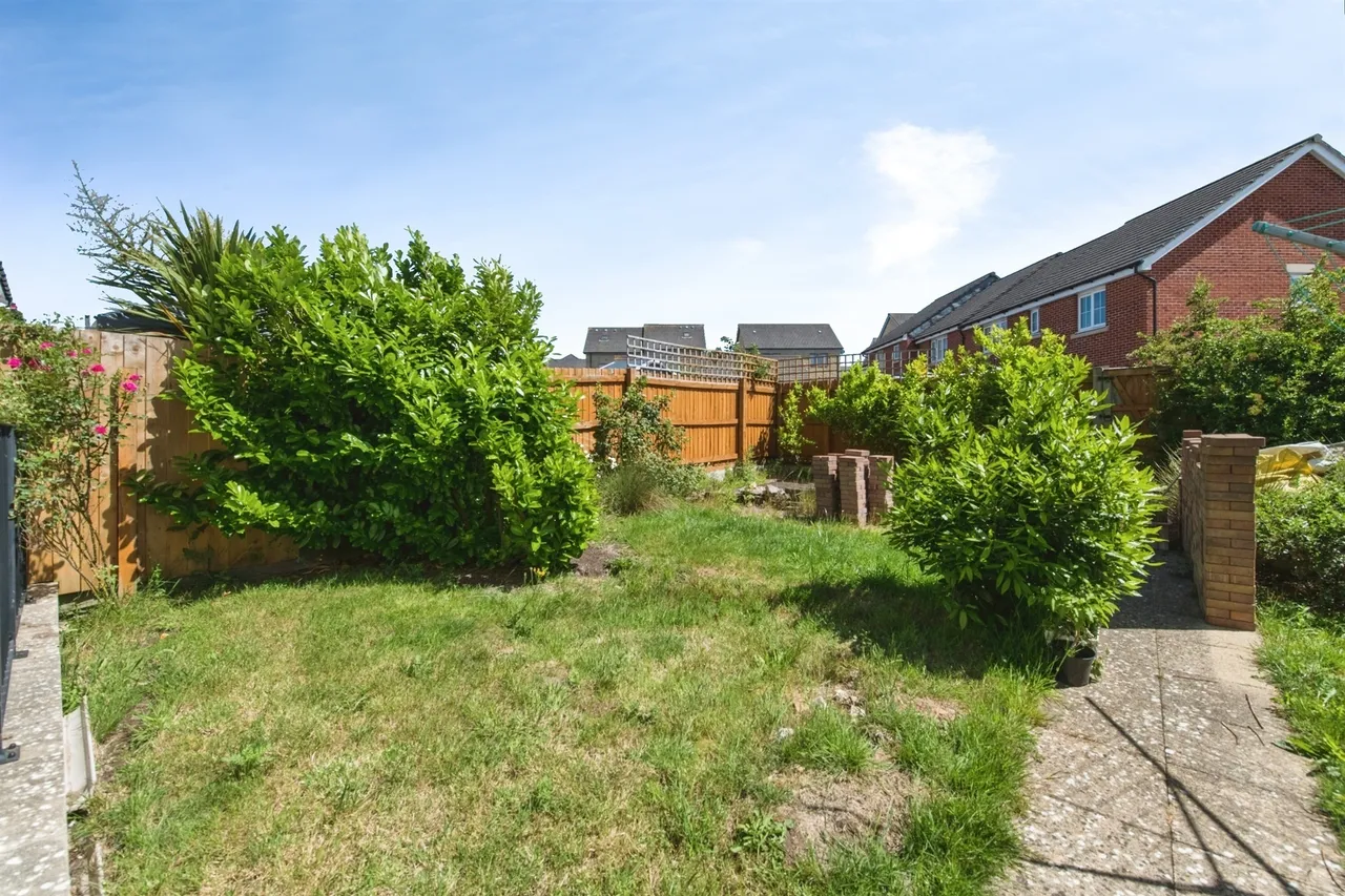Cloakham Drive, Axminster, EX13, photo 13