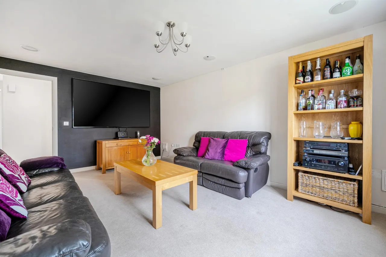 Dorset Crescent, Basingstoke, RG22, photo 6