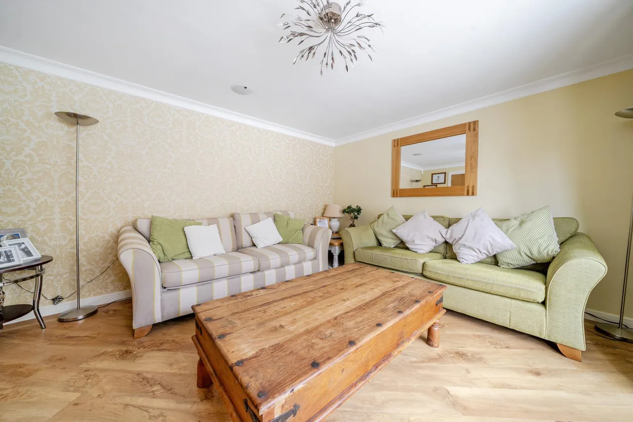 Dorset Crescent, Basingstoke, RG22, photo 5