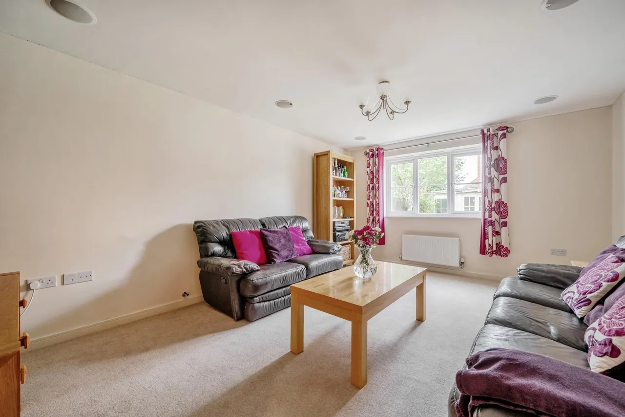 Dorset Crescent, Basingstoke, RG22, photo 7