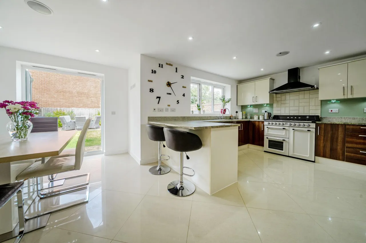 Dorset Crescent, Basingstoke, RG22, photo 8
