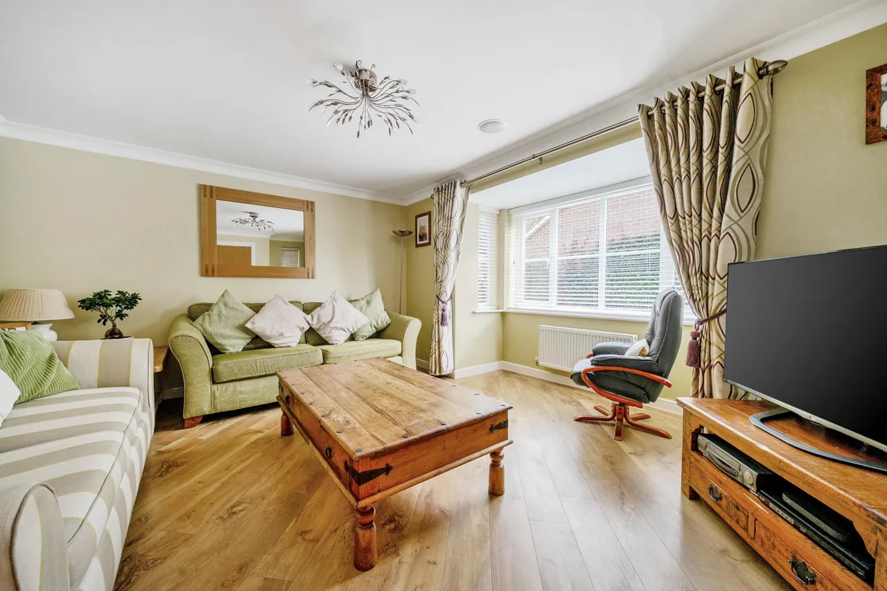 Dorset Crescent, Basingstoke, RG22, photo 4