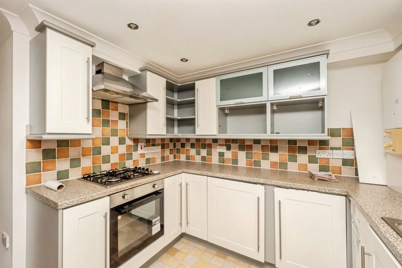 Goldcroft Avenue, Weymouth, DT4, photo 3