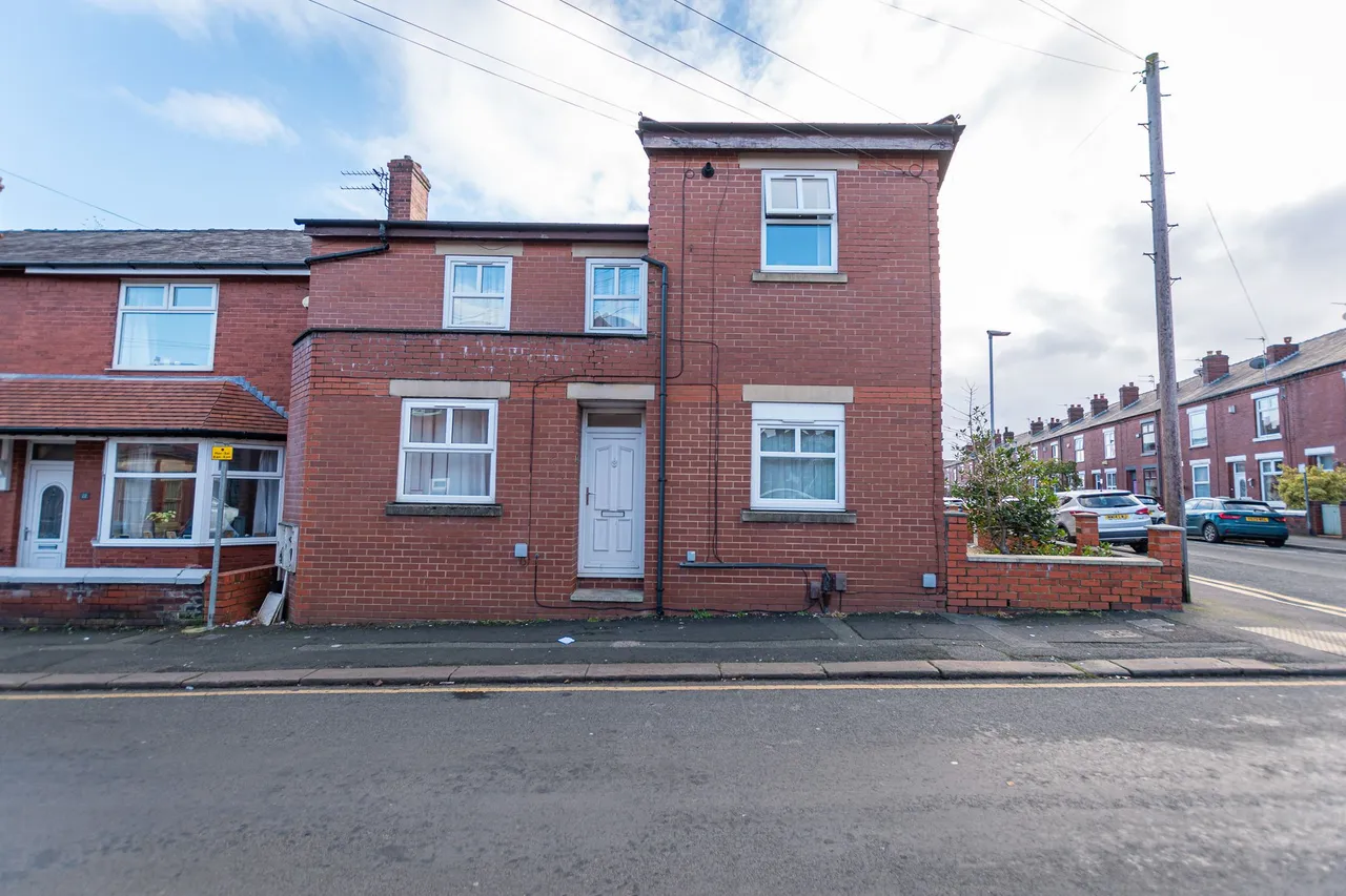 3 bed house for sale — 22a Hope Street, Leigh, Leigh, WN7 1LU