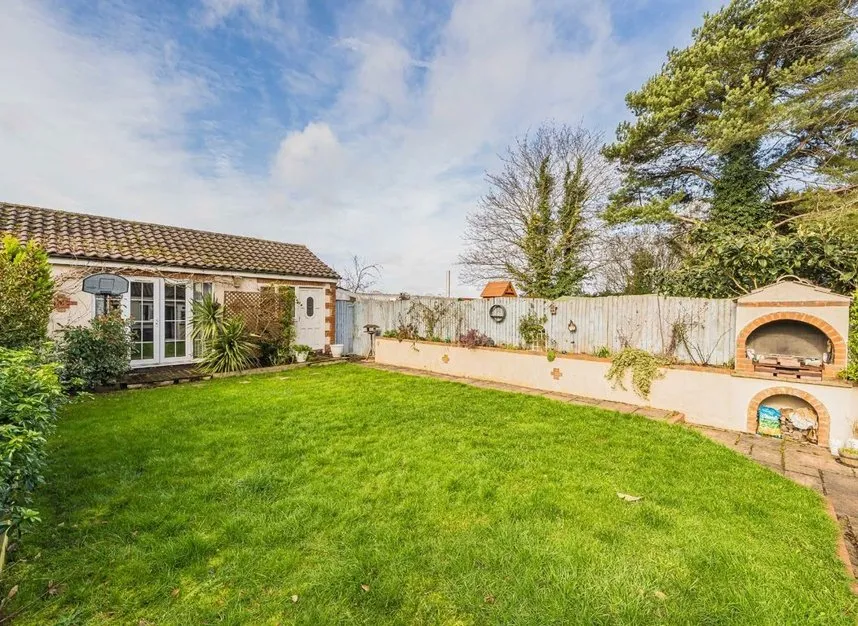 Hawthorn Way, Shepperton, TW17, photo 11