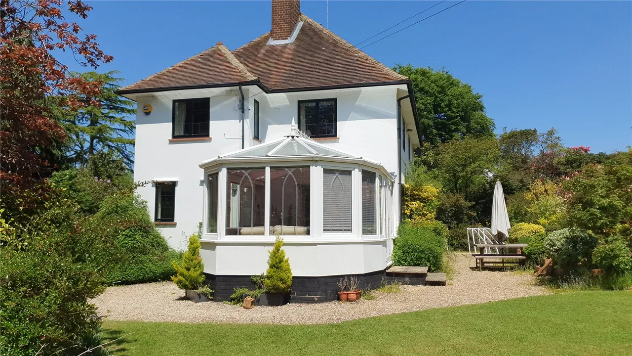 Tekels Avenue, Camberley, Surrey, GU15 2LA, photo 27