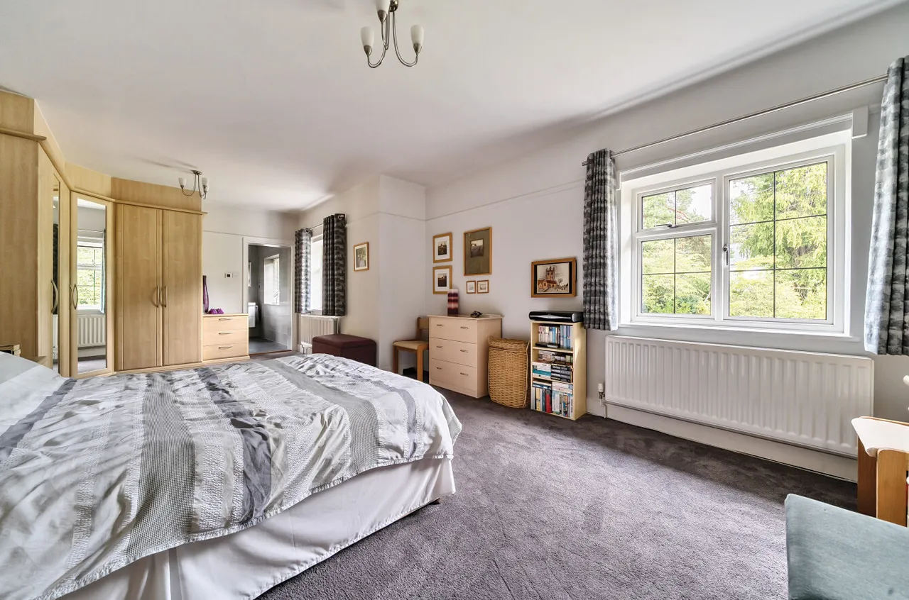 Tekels Avenue, Camberley, Surrey, GU15 2LA, photo 9