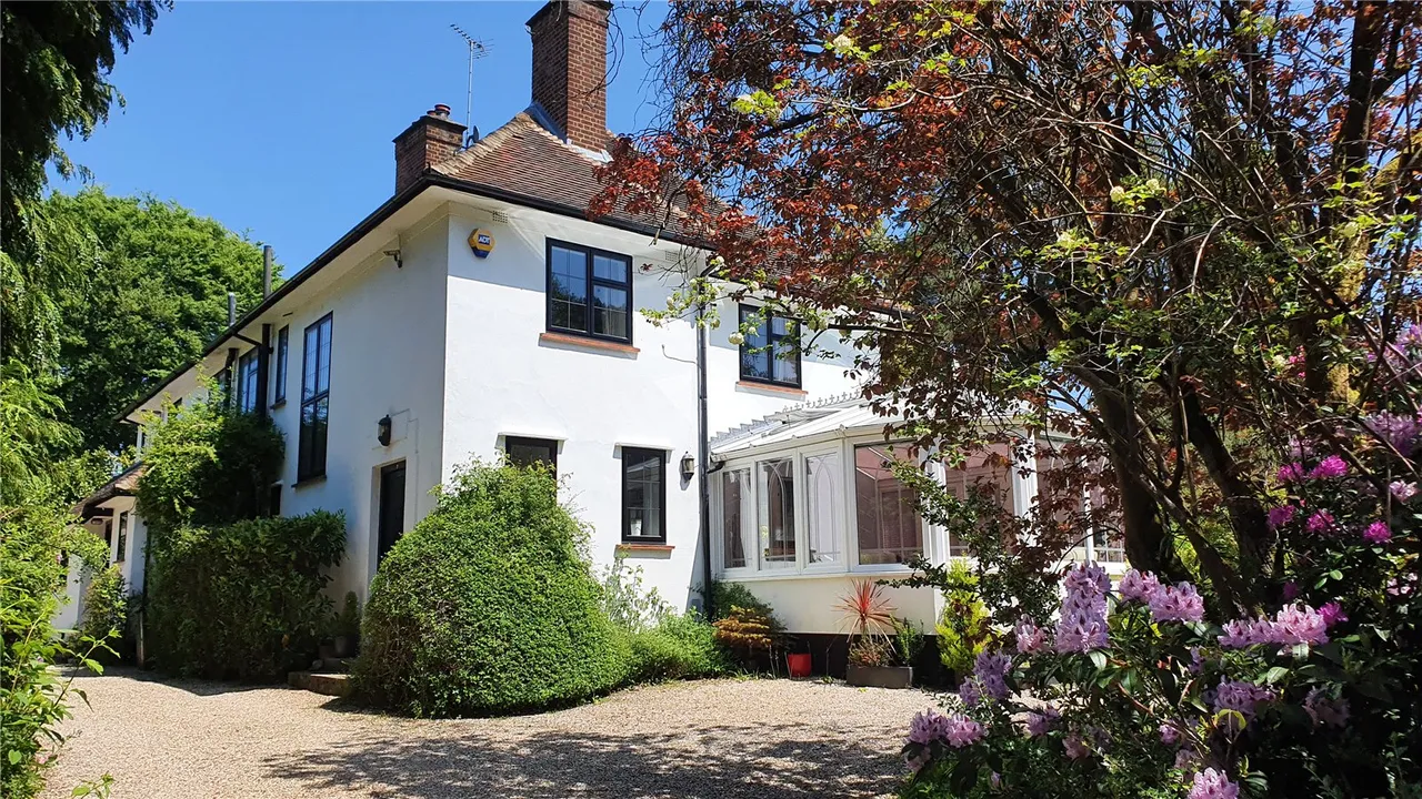 4 bed house for sale — Tekels Avenue, Camberley, Surrey, GU15 2LA