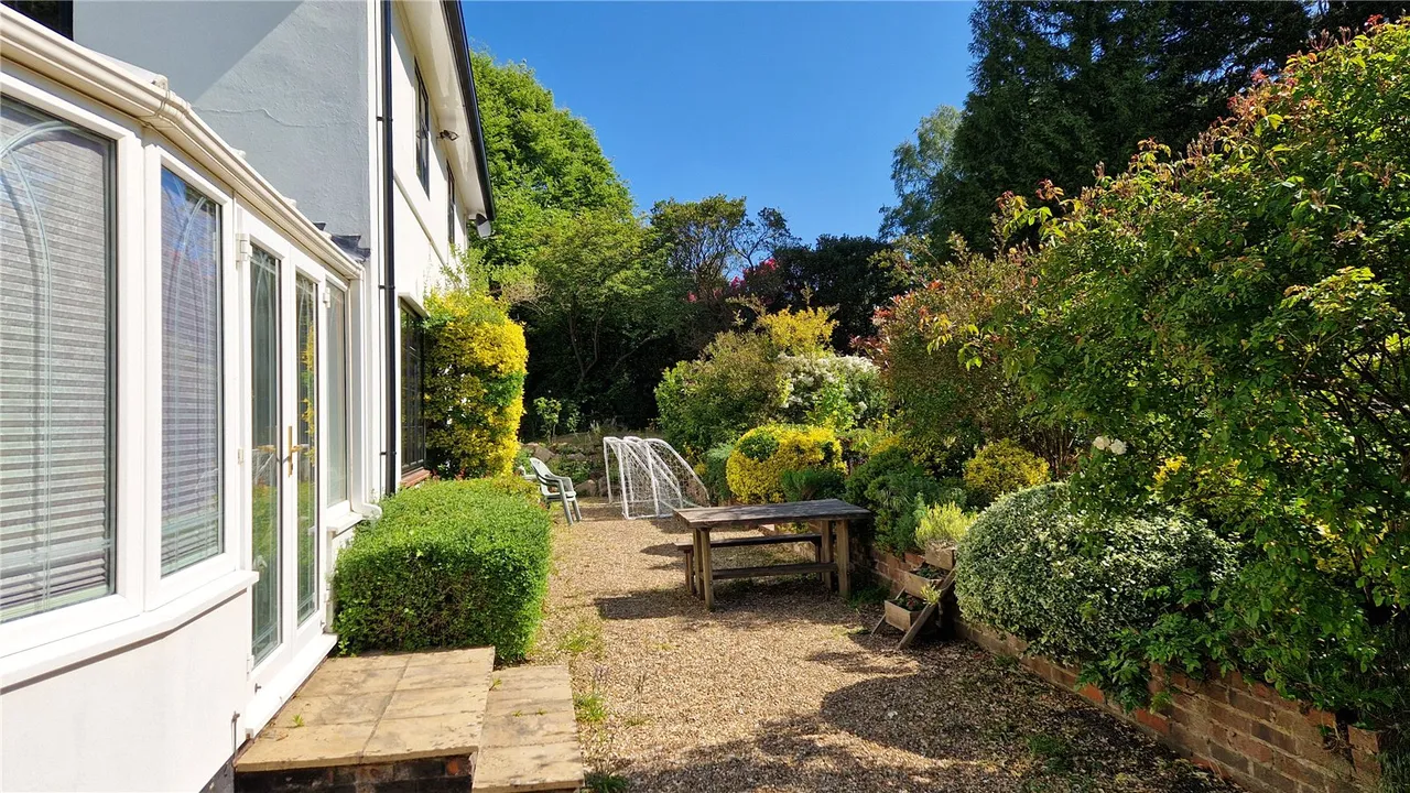 Tekels Avenue, Camberley, Surrey, GU15 2LA, photo 34