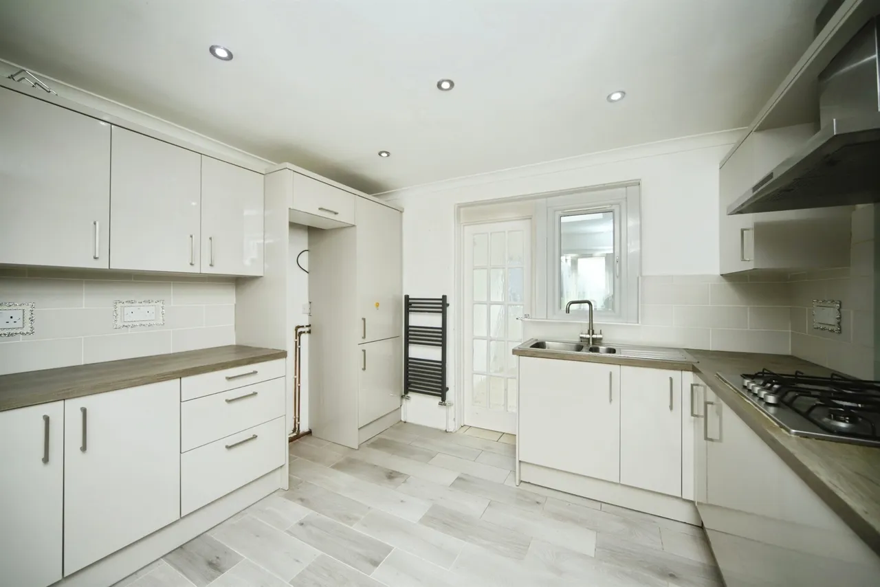 Lyngford Square, Taunton, TA2, photo 18
