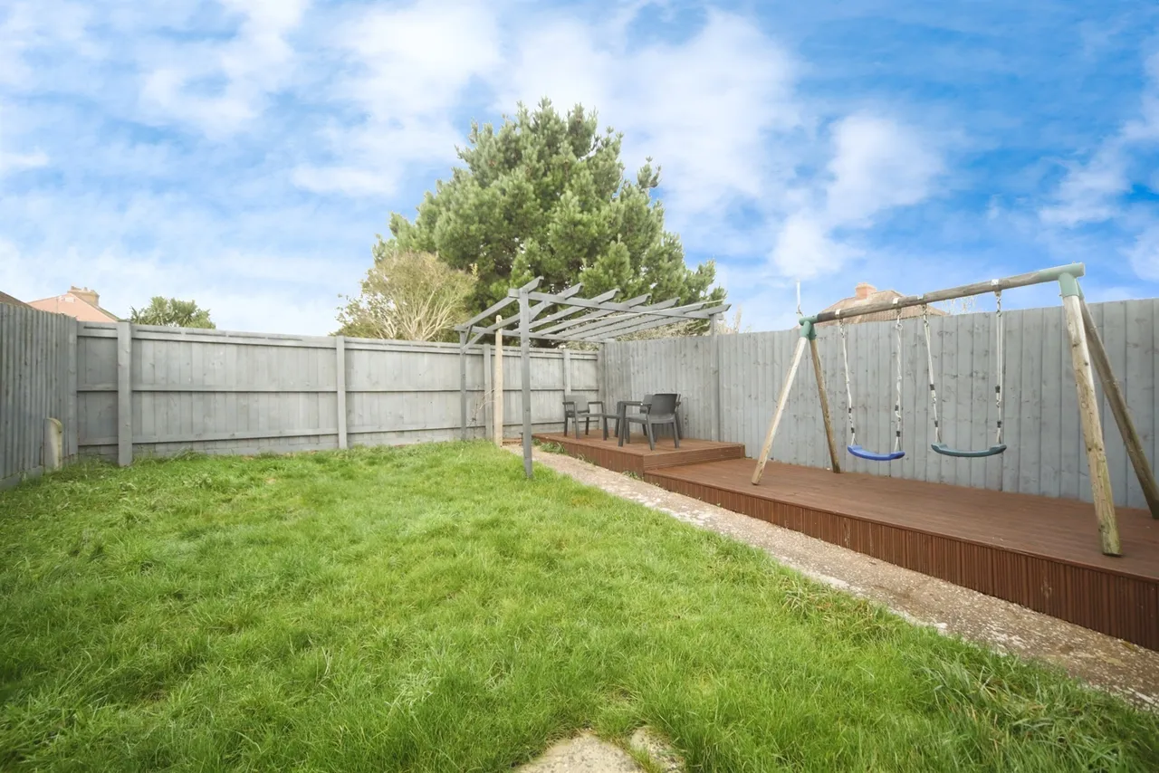 Lyngford Square, Taunton, TA2, photo 7