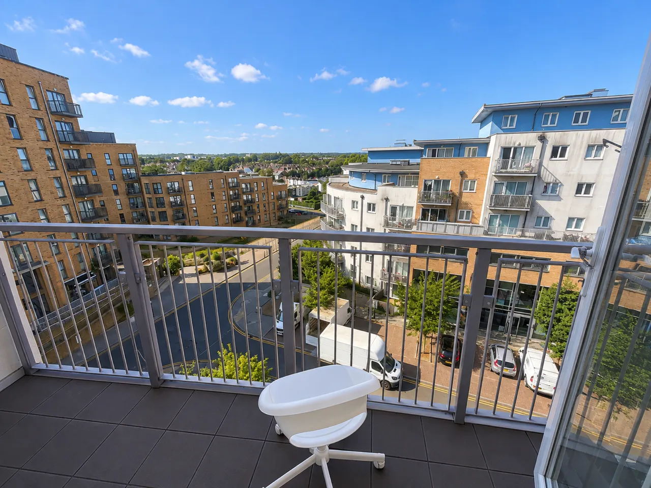 Peebles Court, Whitestone Way, CR0, photo 3