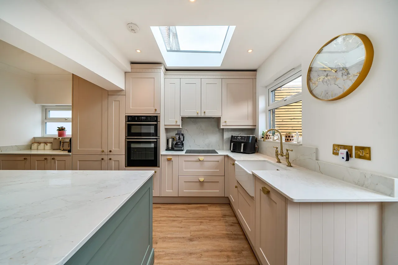 Sussex Road, Ickenham, UB10, photo 7