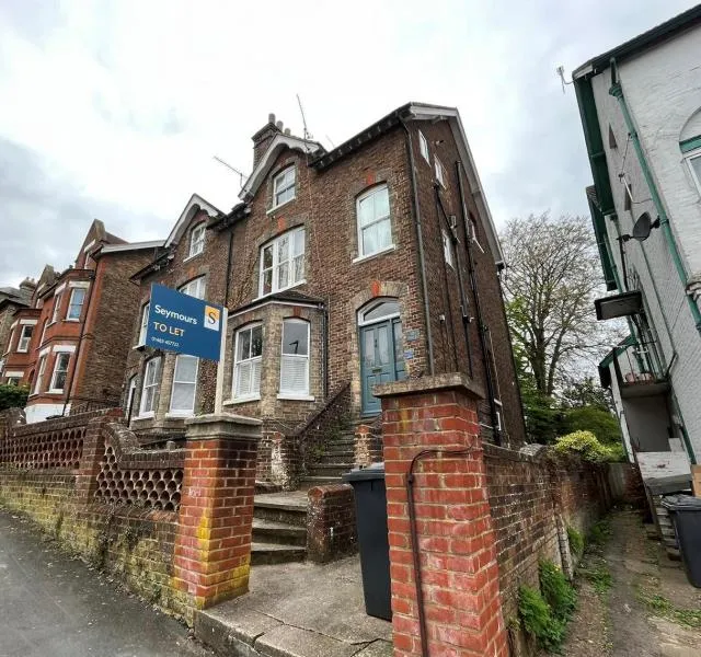1 bed flat to rent, Jenner Road, Guildford, GU1